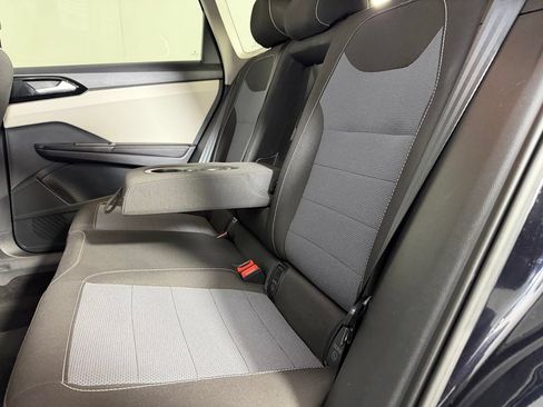 Used 2025 Volkswagen Taos S FWD image 18