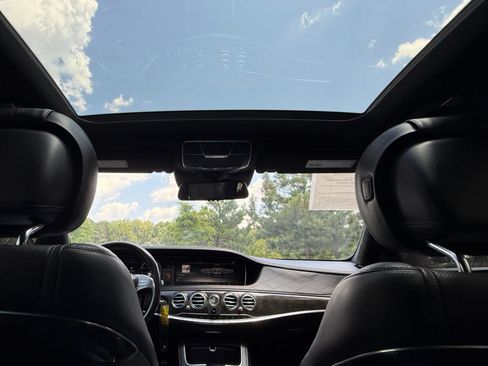 Used 2015 Mercedes-Benz S 63 AMG 4MATIC Sedan image 34