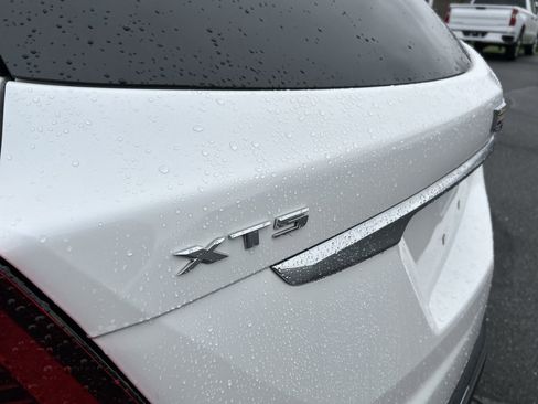 Used 2022 Cadillac XT5 Luxury AWD/4WD image 12