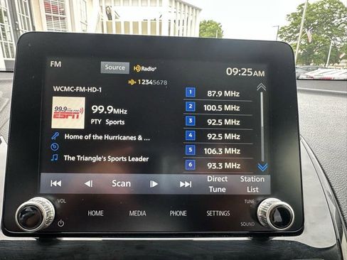 Used 2024 Mitsubishi Eclipse Cross LE image 12