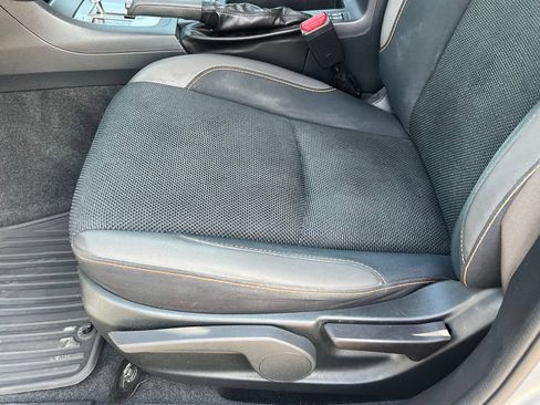 Used 2017 Subaru Crosstrek 2.0i Premium AWD/4WD image 27