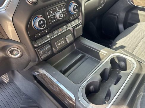 Used 2023 Chevrolet Silverado 2500 LT w/ Convenience Package image 44