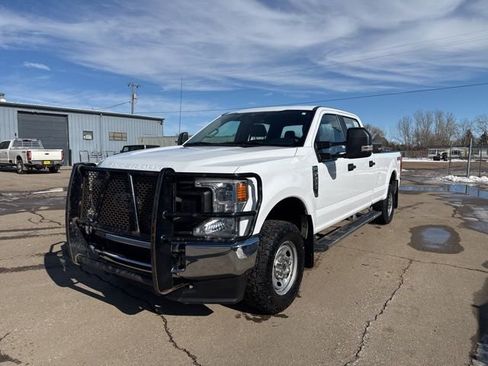 Used 2020 Ford F250 XL w/ Power Equipment Group image 3