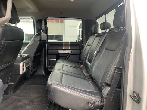 Used 2019 Ford F350 Lariat w/ Chrome Package AWD/4WD image 3