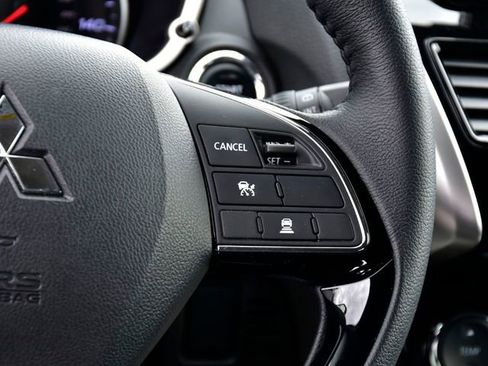 Used 2025 Mitsubishi Eclipse Cross SE AWD/4WD image 16