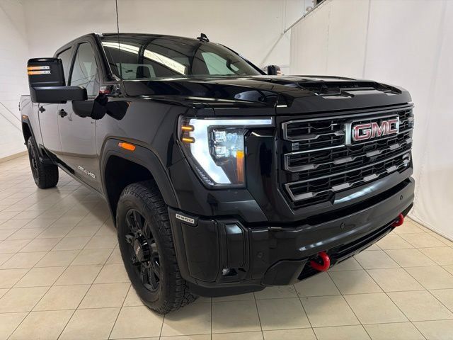 Used 2026 GMC Sierra 2500 AT4 AWD/4WD image 8