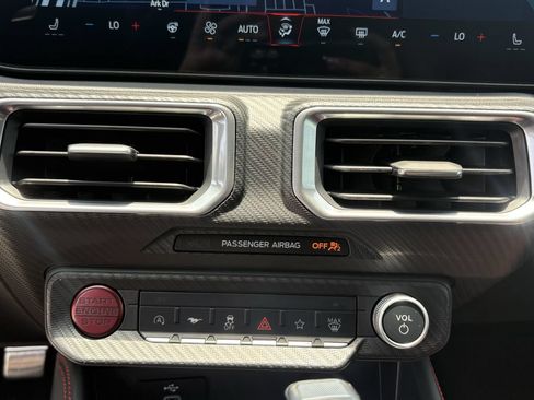 Used 2025 Ford Mustang GT Premium RWD image 21