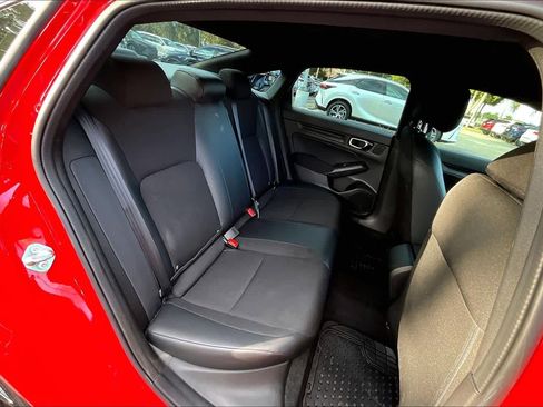 Used 2023 Honda Civic Sport image 19