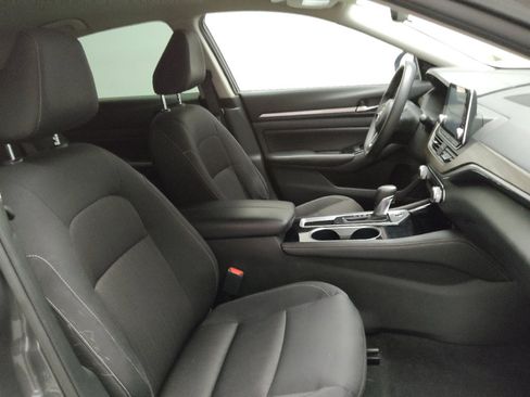 Used 2023 Nissan Altima 2.5 SV FWD image 21