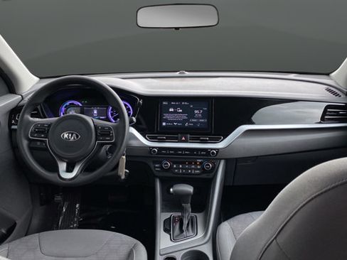 Used 2020 Kia Niro LX FWD image 11