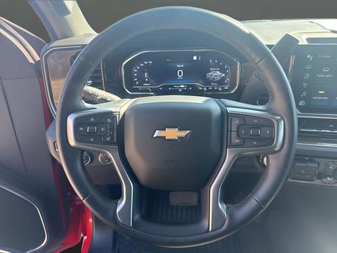 Used 2023 Chevrolet Silverado 1500 LT AWD/4WD image 14