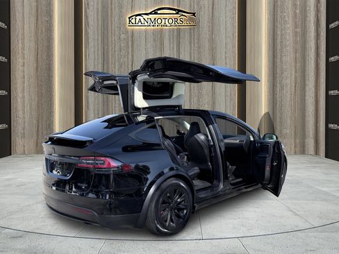 Used 2018 Tesla Model X P100D image 16