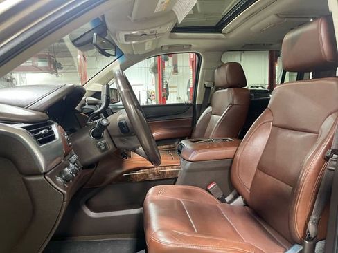 Used 2016 Chevrolet Suburban LTZ AWD/4WD image 11