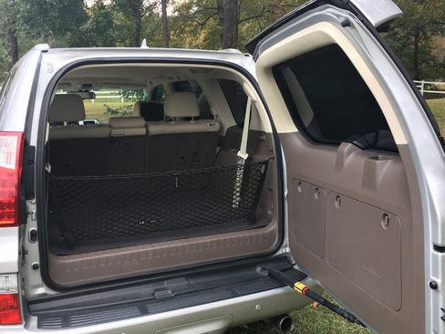 Used 2011 Lexus GX 460 image 13