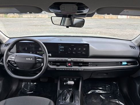 Used 2025 Kia K4 FWD image 29