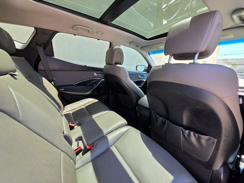 Used 2017 Hyundai Santa Fe Sport FWD image 15