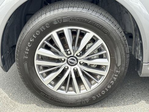 Used 2024 Nissan Armada SL w/ Captain's Chairs Package RWD image 5