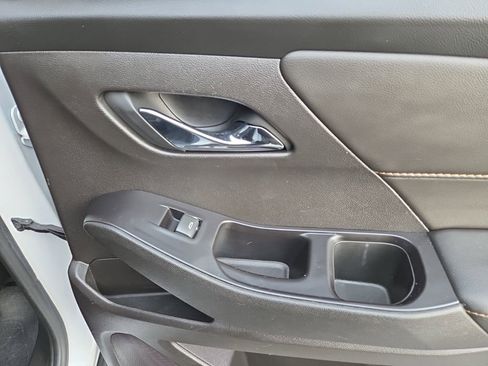 Used 2020 Chevrolet Traverse RS w/ LPO, Floor Liner Package image 34