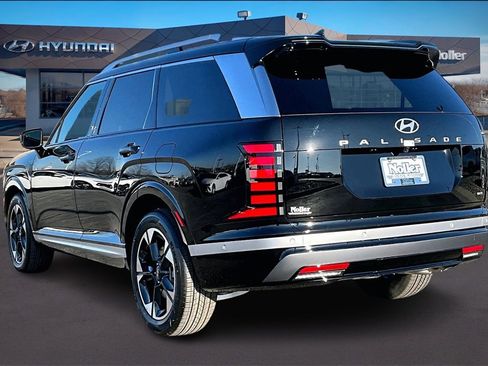 New 2026 Hyundai Palisade Limited image 3