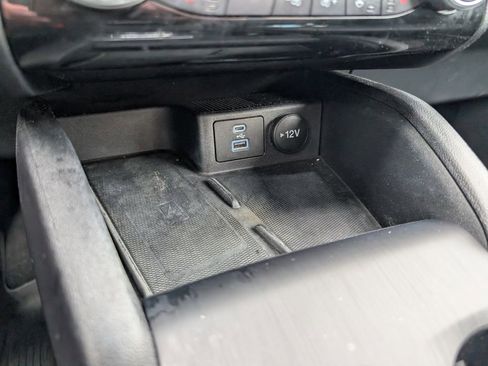 Used 2022 Ford Escape SEL w/ Technology Package image 20