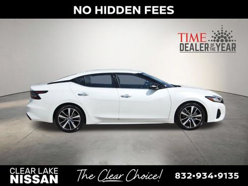 Used 2023 Nissan Maxima SV w/ Floor Mat Group FWD image 8