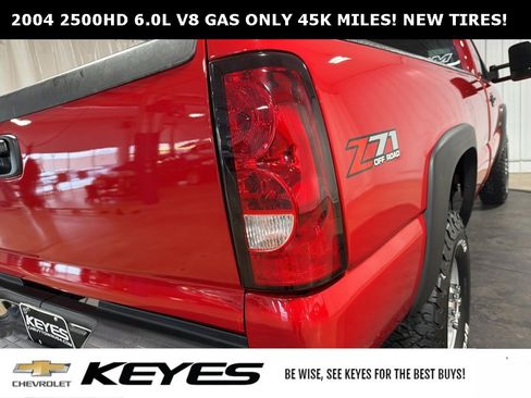 Used 2004 Chevrolet Silverado 2500 W/T w/ Snow Plow Prep Package image 16