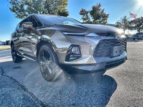 Used 2019 Chevrolet Blazer RS w/ Sun and Wheels Package image 2