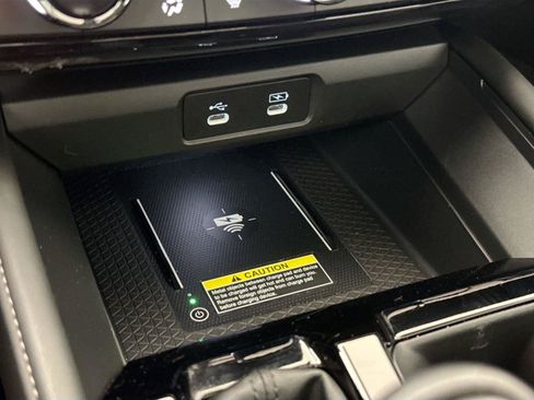 Used 2024 Honda Accord Touring image 25