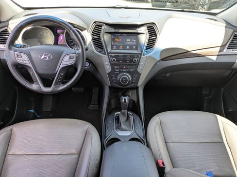 Used 2017 Hyundai Santa Fe Sport FWD image 14