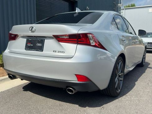 Used 2014 Lexus IS 250 w/ F-Sport Package RWD image 4