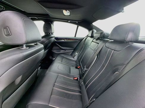 Used 2021 BMW 530i xDrive w/ Convenience Package AWD/4WD image 25