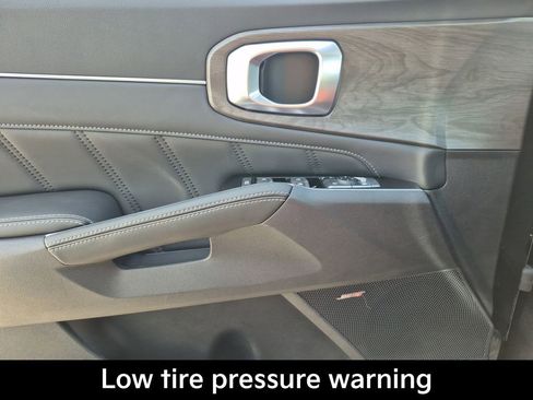 New 2026 Kia Sorento SX image 7