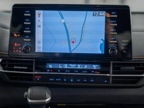 Certified 2022 Toyota Sienna XSE image 23