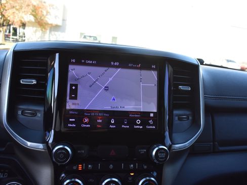 Used 2020 RAM 1500 Laramie image 18