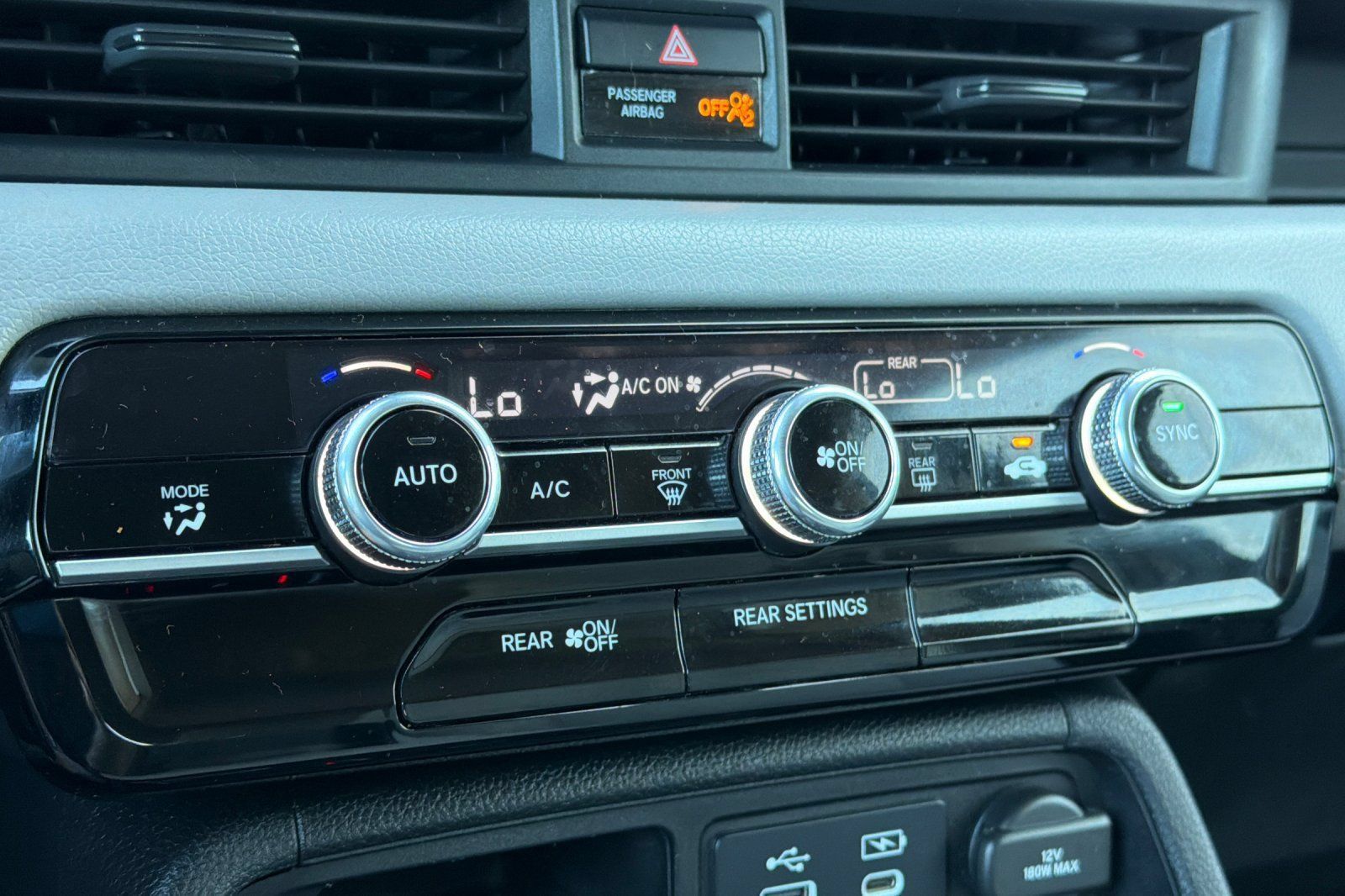 Used 2023 Honda Pilot LX image 20