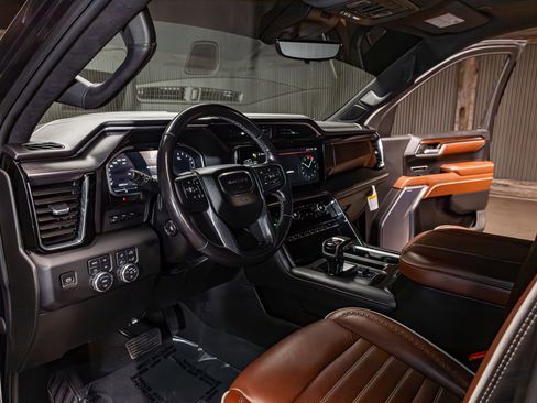 Used 2023 GMC Sierra 1500 Denali Ultimate image 13
