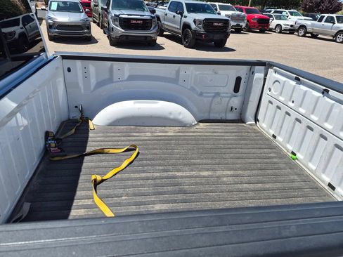 Used 2020 RAM 1500 Laramie AWD/4WD image 13