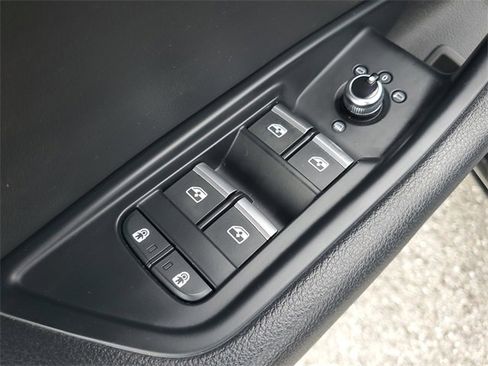 Used 2021 Audi A5 2.0T Premium image 18