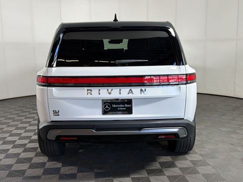 Used 2025 Rivian R1S Adventure AWD/4WD image 10