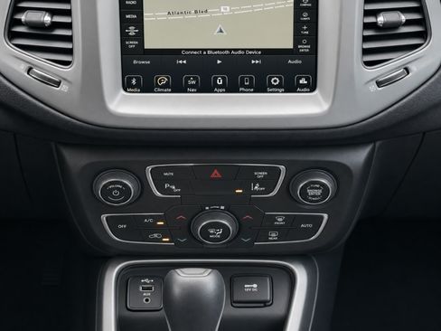 Used 2021 Jeep Compass Latitude w/ Sun and Sound Group FWD image 80