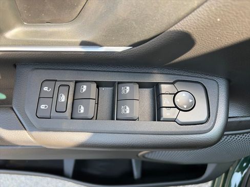 New 2027 RAM 1500 4x4 Crew Cab image 17