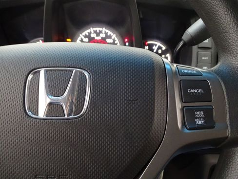 Used 2011 Honda Ridgeline RTS image 24