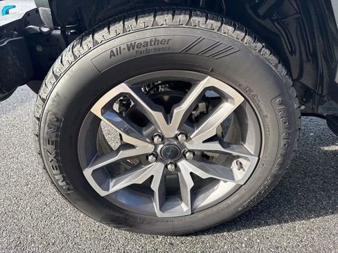 Used 2024 Jeep Wrangler Unlimited w/ Convenience Group image 8