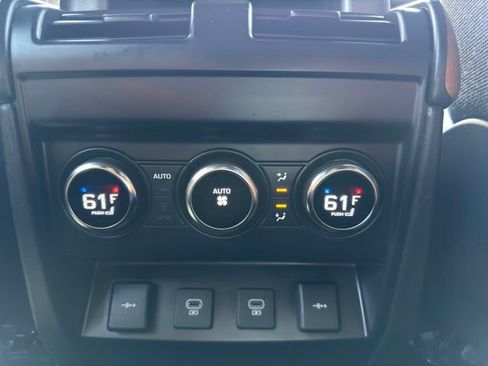 Used 2021 Land Rover Defender 110 X AWD/4WD image 25