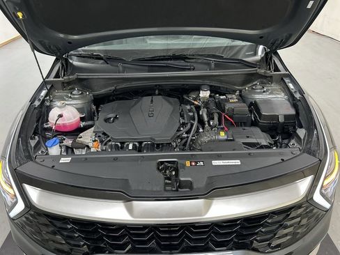 Certified 2025 Kia Sportage EX image 24