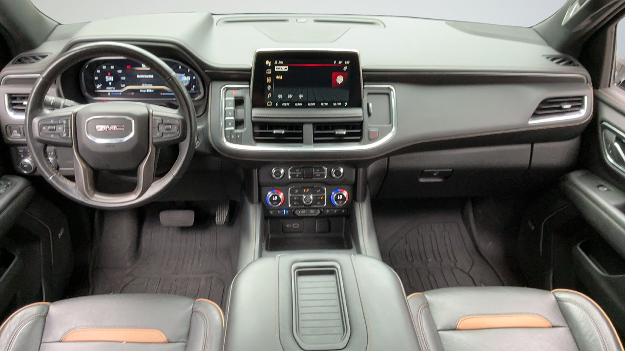 Used 2023 GMC Yukon AT4 w/ AT4 Premium Package AWD/4WD image 7