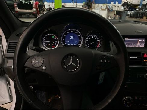 Used 2009 Mercedes-Benz C 300 4MATIC Sedan image 22
