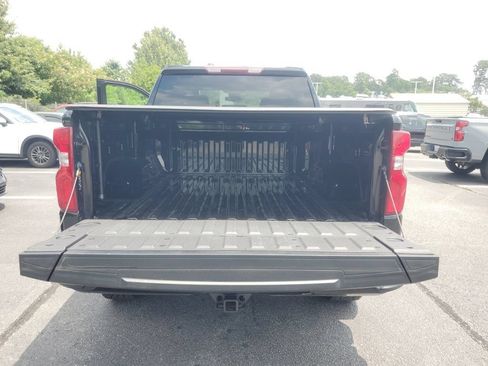 Used 2024 Chevrolet Silverado 1500 LT Trail Boss AWD/4WD image 18