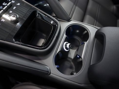 New 2026 Porsche Cayenne S AWD/4WD image 16