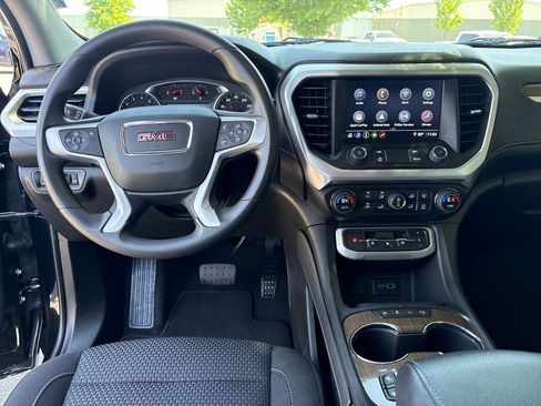 Certified 2022 GMC Acadia SLE w/ Driver Convenience Package image 33